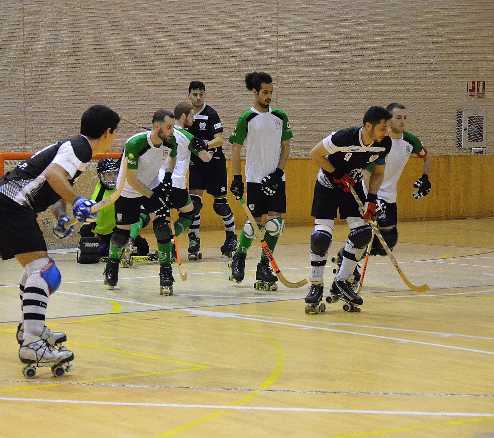 Selección de fotos del derbi navarro Iruña hockey - Oberena en la Rochapea